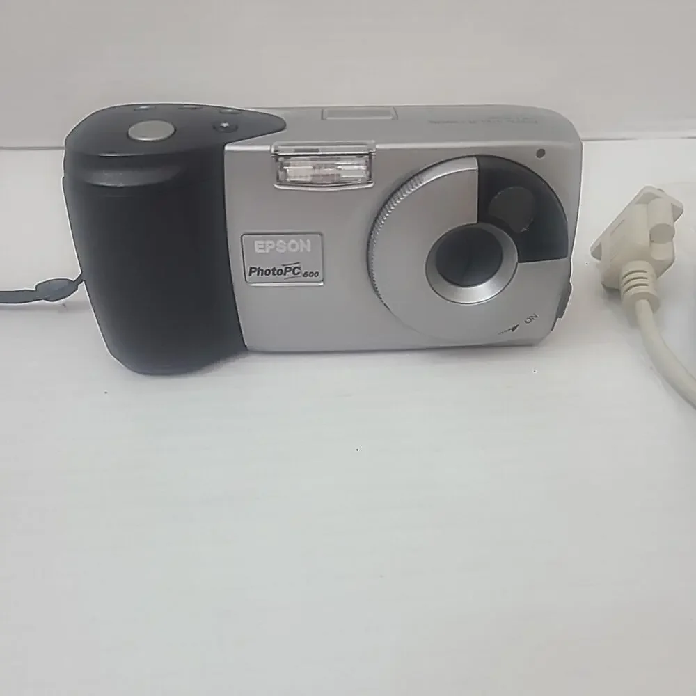 Epson PhotoPC 600 Vintage Digital Camera Tested Working w Manual 1990s